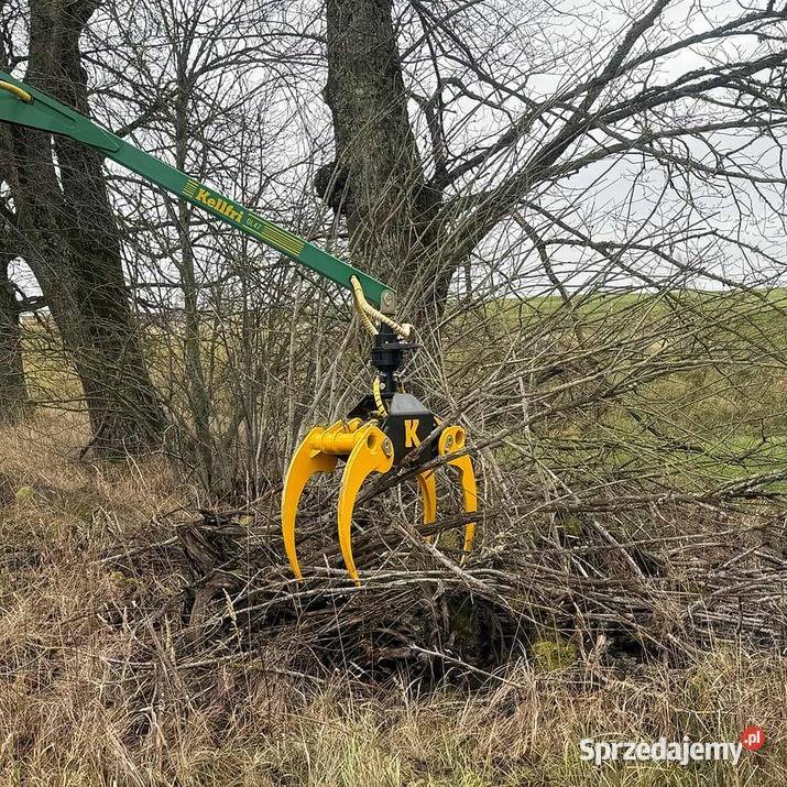 Chwytak do gałęzi z wężem hydraulicznym i śrubą
