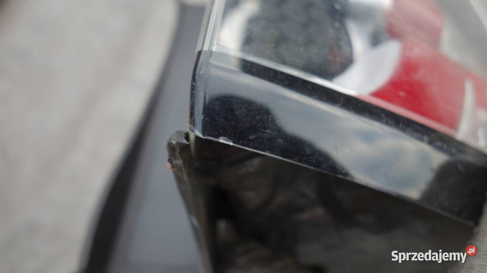 LAND ROVER DISCOVERY SPORT L550 LAMPA PRAWY TYŁ Ruda Śląska