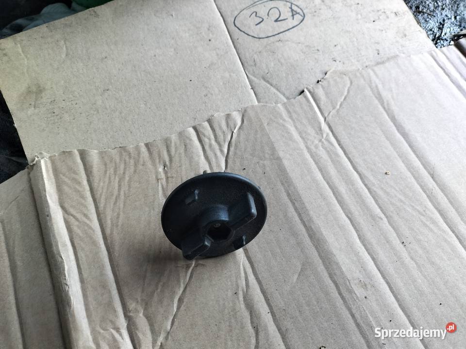 FIAT CC CINQUECENTO UNO SEICENTO ŚRUBA KOŁA Kamień-Kolonia