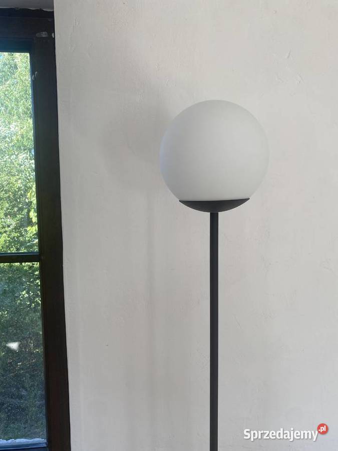 Lampa podłogowa Jeleśnia sprzedam