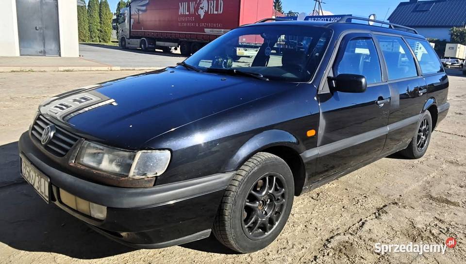 PASSAT B4 KOMBI 19 TDI Duży zbiornik paliwa Rok produkcji 1995 Jaczno