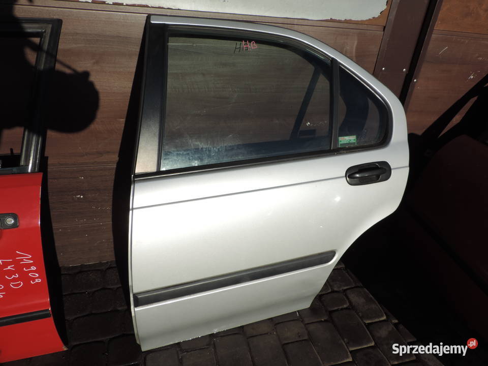 HONDA CIVIC 6 HB DRZWI LEWE TYLNE NH614M Nowy Sącz