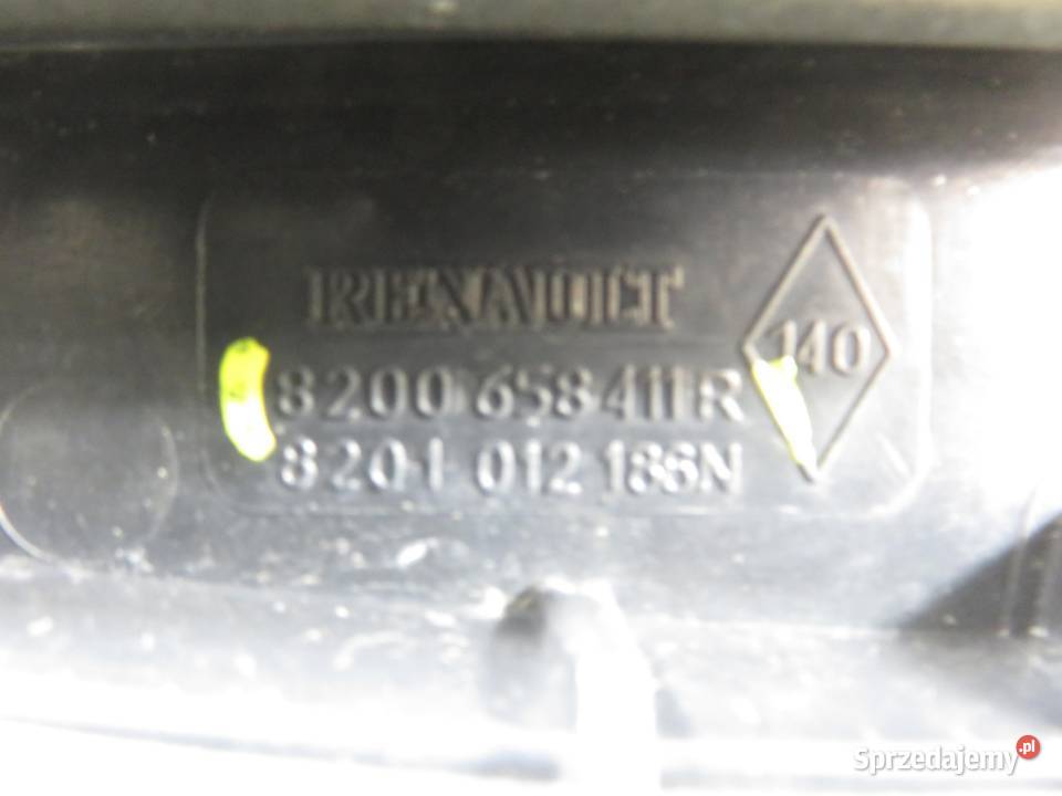 LAMPA LEWA TYLNA RENAULT MODUS 8200658411R