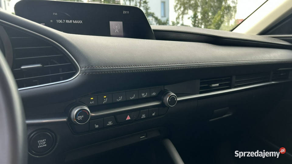 Mazda 3 20 SkyActiveG 179 Navi Automat raty pomorskie