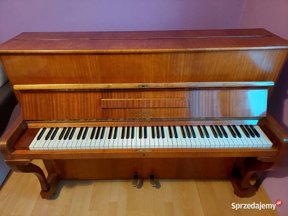 Pianino Legnica używane do negocjacji Instrumenty klawiszowe i MIDI mazowieckie Warszawa