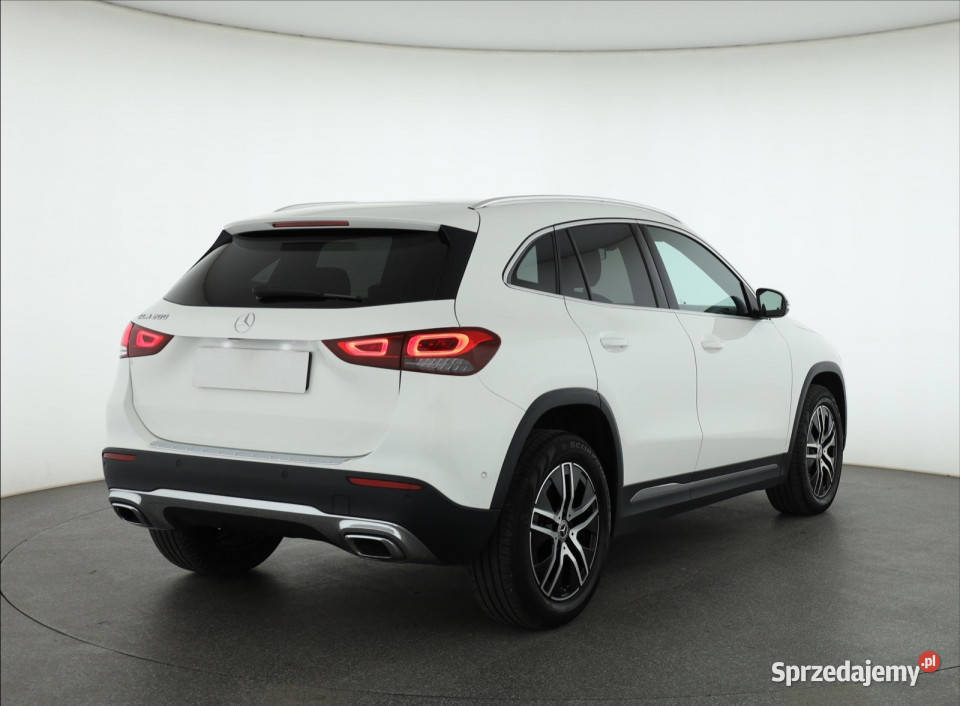 Mercedes GLA GLA 200 asystent parkowania Piaseczno