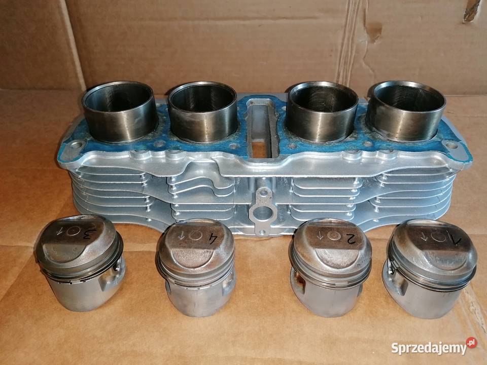 Suzuki GS 550 cylindertłoki kpl Słupsk