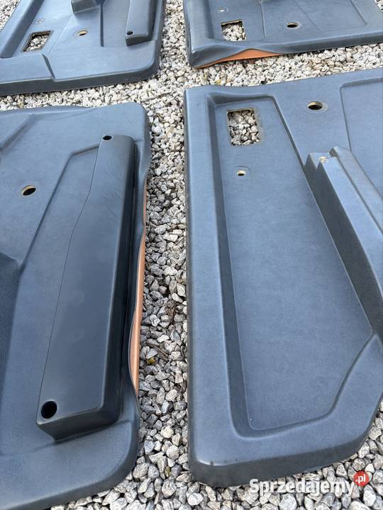 Komplet Boczków drzwi lada samara 2109 5d Warszawa sprzedam