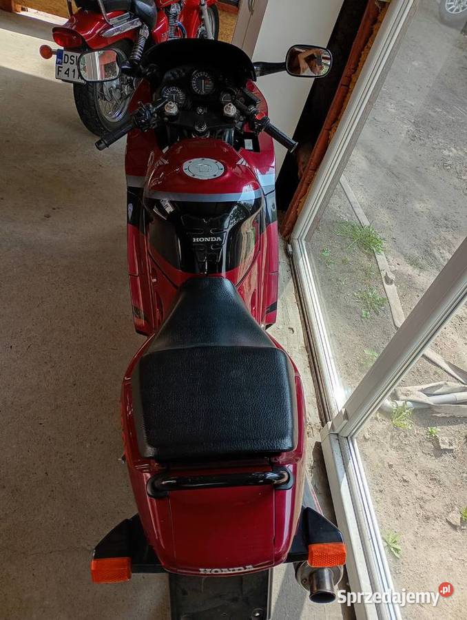 Sprzedam Hondę CBR F 2 Z Niemiec nieuszkodzony Honda dolnośląskie Świdnica