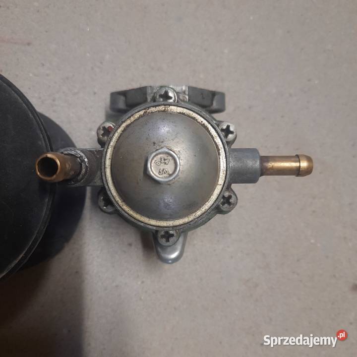 Pompa paliwa 125p made in ussr osobowe Luborzyca
