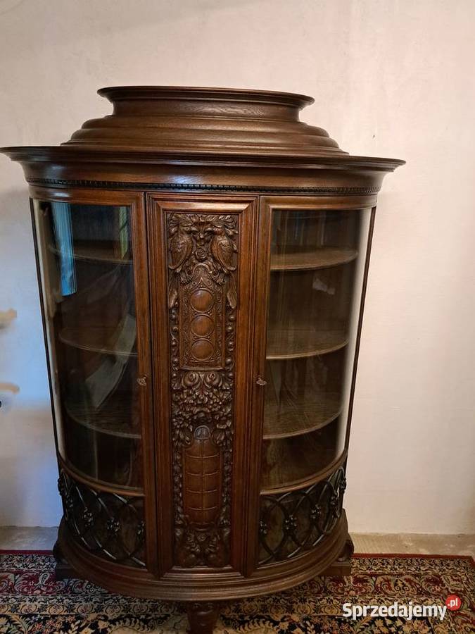 Piękna owalna witryna neorenesans Myślibórz