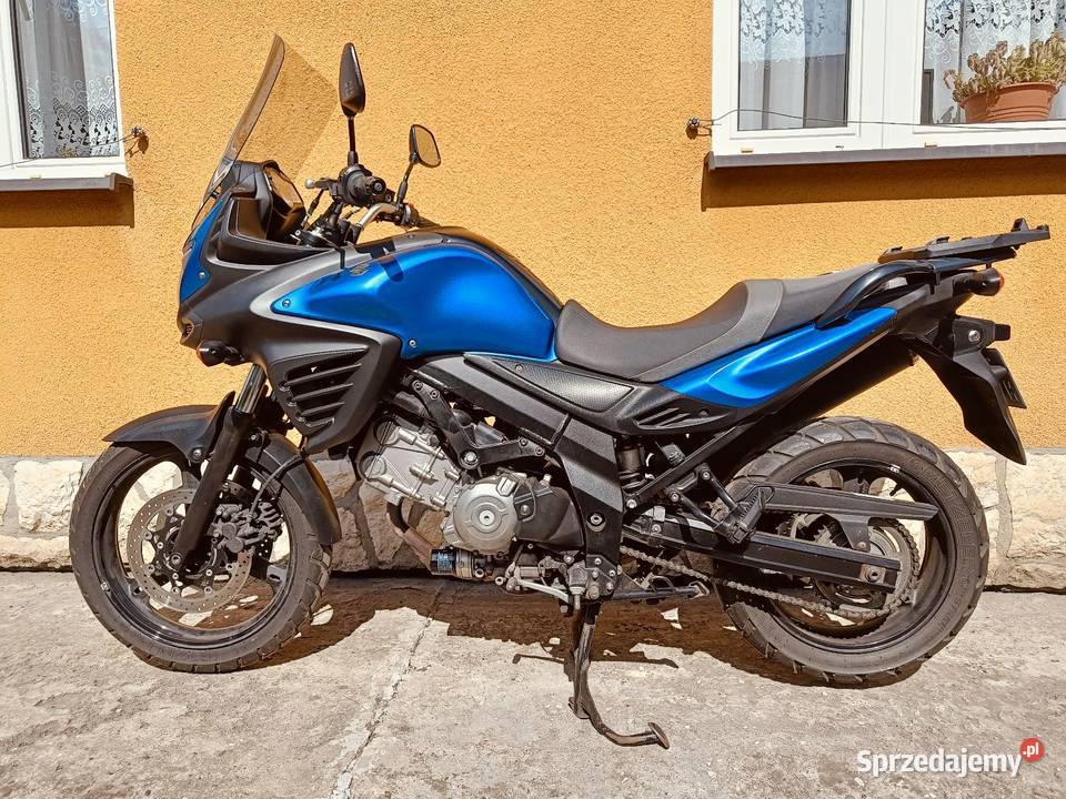 Suzuki DL 650 vstom w Varadero 125 Katowice