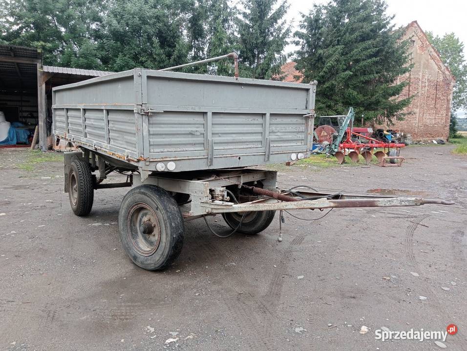 Przyczepa wywrotka d47 nieuszkodzony Przyczepy rolnicze Pieszyce