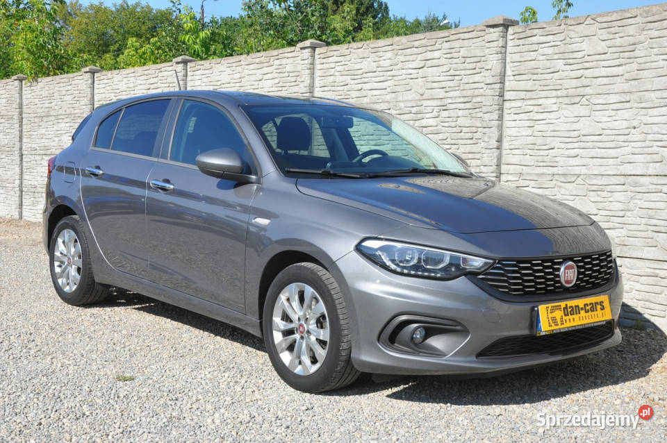 Fiat Tipo 14 95 hatchback LED Navi Czujniki II