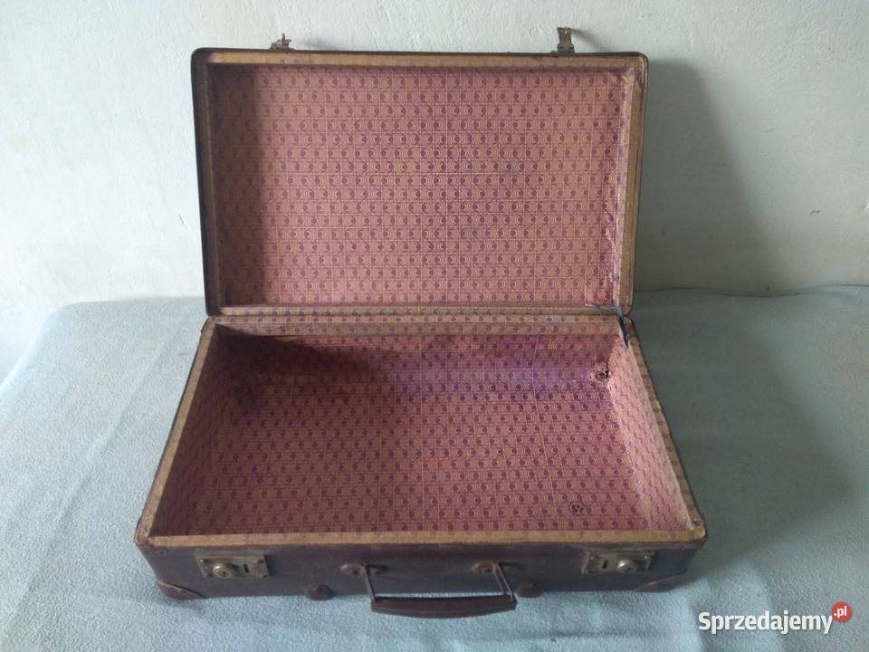 Stara walizka przedwojenna albo PRL 55 x 33 Warszawa