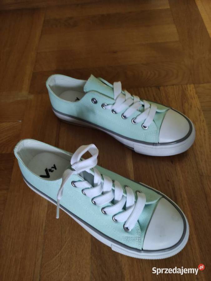 Sprzedam nowe trampki w kolorze turkusowym Przasnysz