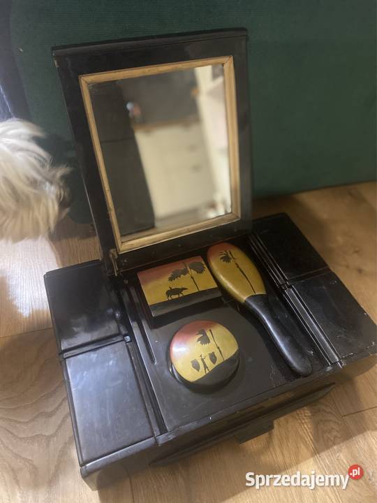 Japońska toaletka lakierowana z lusterkiem Antyki śląskie Będzin