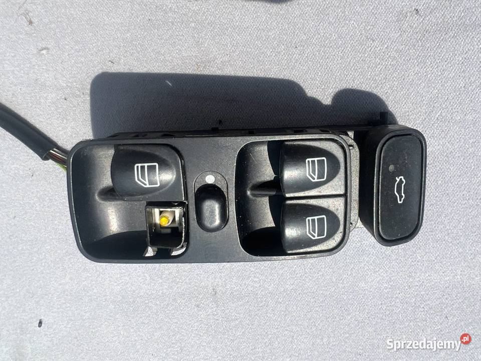 Sterownik szyb klapy Mercedes Klasa C W 203