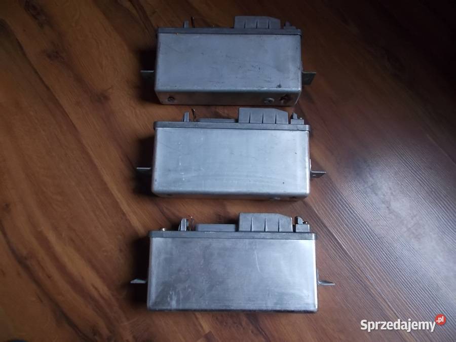 Sterownik ABS BMW 5 E34 wyposażenie elektryczne Poniatowa