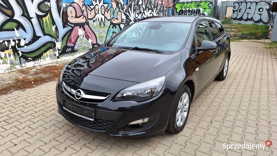 Opel Astra 14 Benzyna 2015 ABS sprzedam