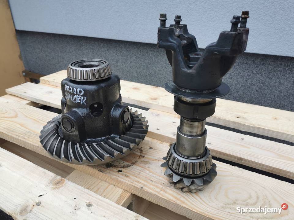 Mechanizm różnicowy Holland LM 5040 Spicer Wilkowo sprzedam
