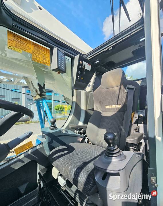 Dzwig samojezdny Liebherr nie
