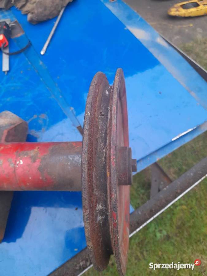 Koło pasowe z wałkiem wielowpustowym 250 mm Łowicz