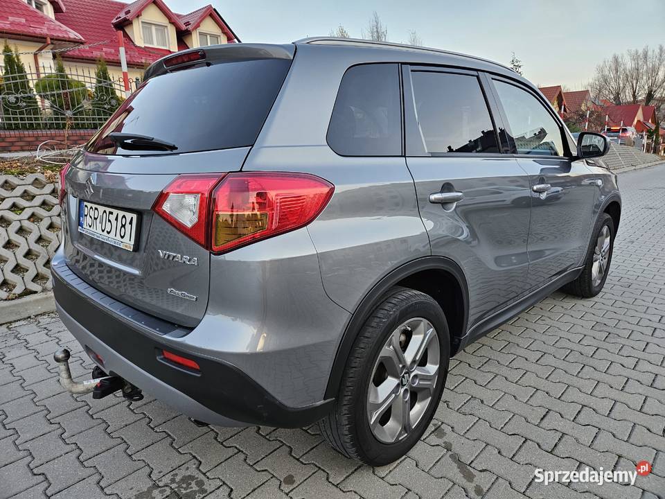 Suzuki Vitara 2016 napęd 4x4 16 benzyna salon Rzeszów