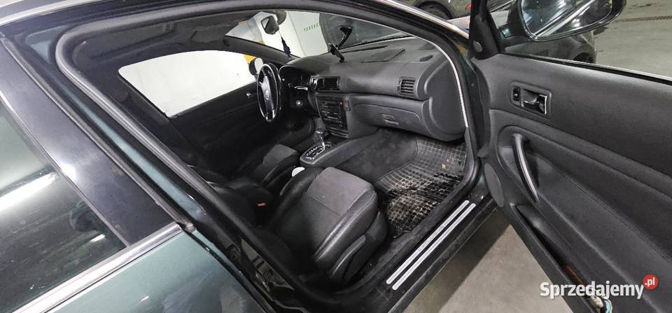 VW PASSAT B5 FL z 2004 roku z silnikiem 25 V6 tempomat Toruń sprzedam