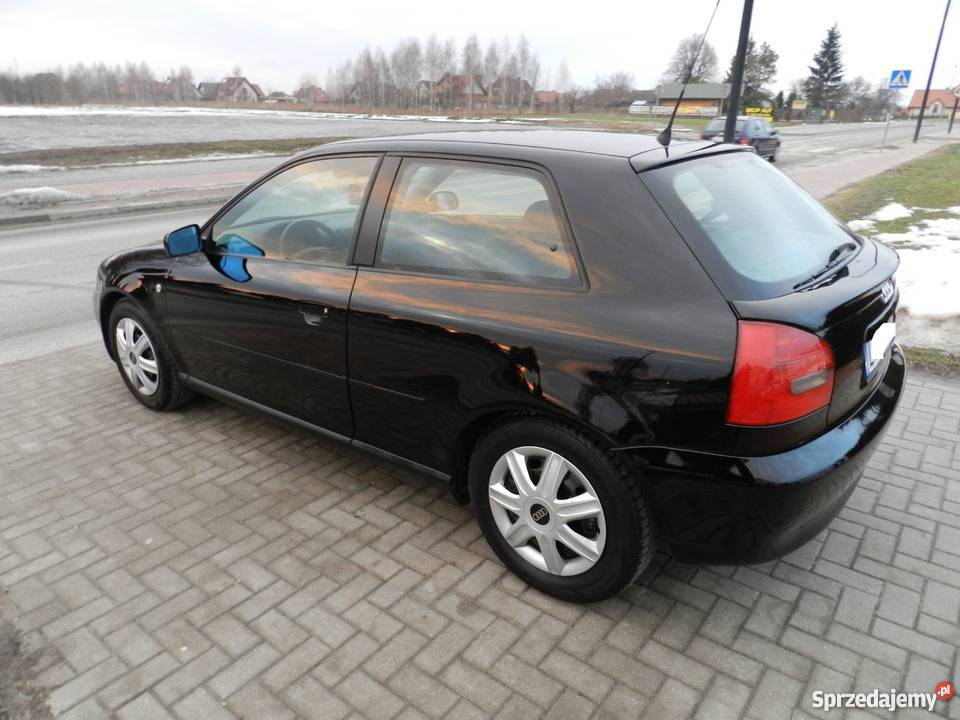 Czarne Audi A3 16 Gaz sekwencja 1998 Stan Świdnik