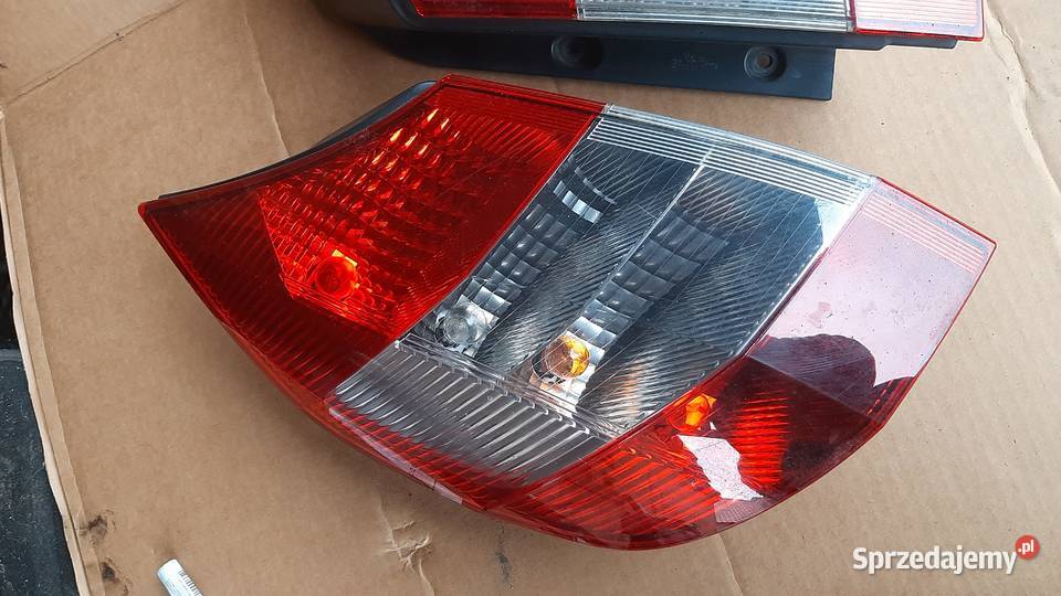 lampa tył tylna prawa lewa Renault Scenic II 2 Dębno