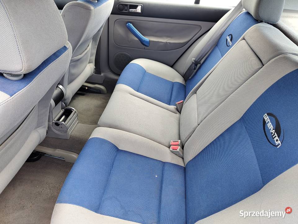 VW GOLF 16 BENZYNA niebieski Leszno