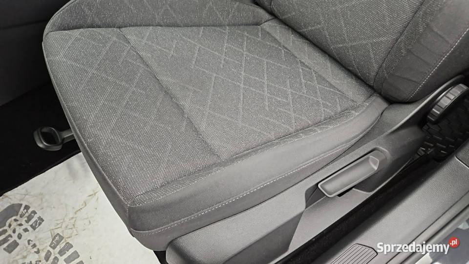 Volkswagen Golf 20 TDI Life Z Polskiego Salonu Warszawa