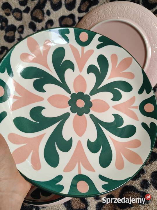 Dwa talerze plus miska ceramiczna jasny róż Legnica sprzedam