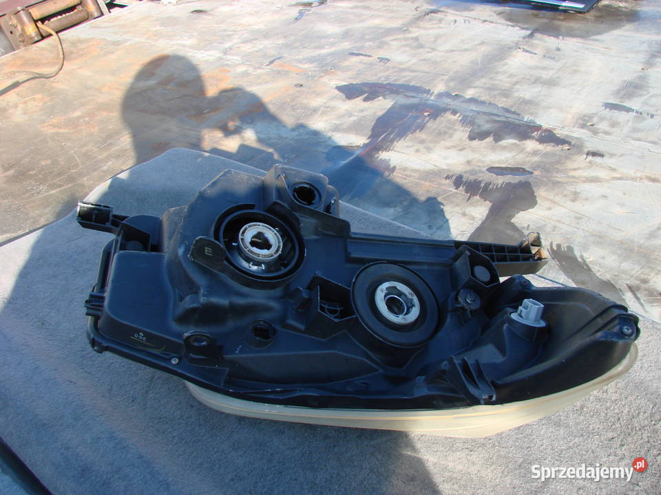 Toyota Land Cruiser J150 reflektor prawy ORG Lampy przednie Mielec