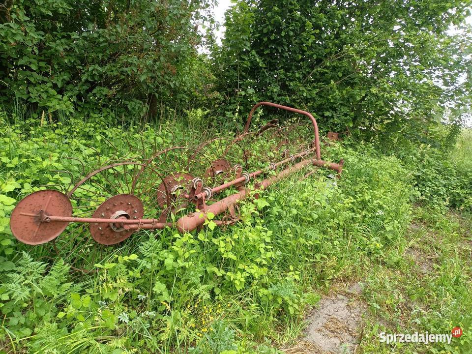 Zgrabiarka grabiarka gwiazdówka Zgrabiarki i przetrząsacze Piotrków Trybunalski sprzedam