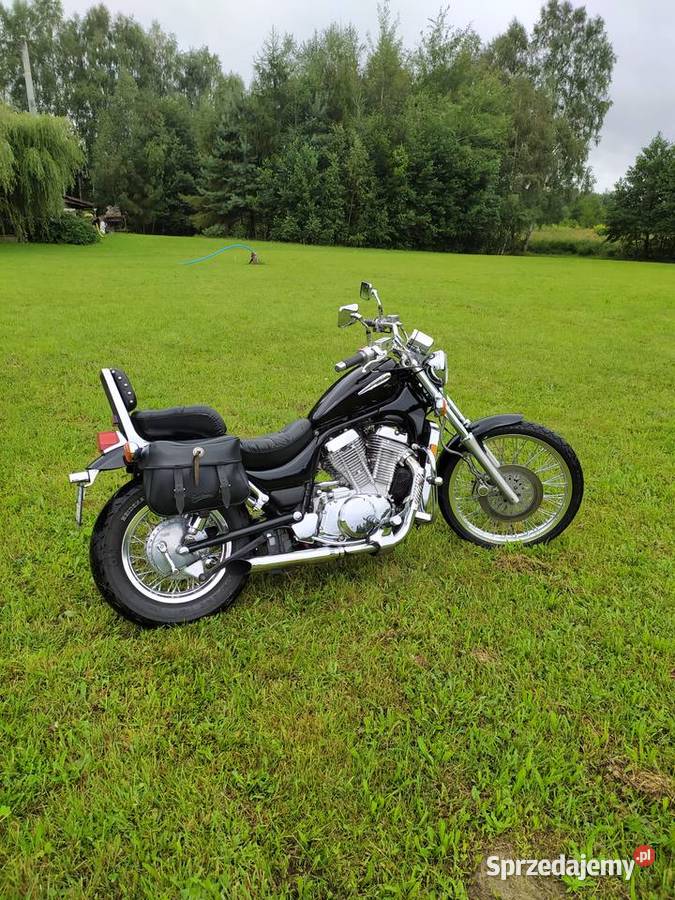 Sprzedam Suzuki Intruder vs 800 benzyna Ustrobna sprzedam