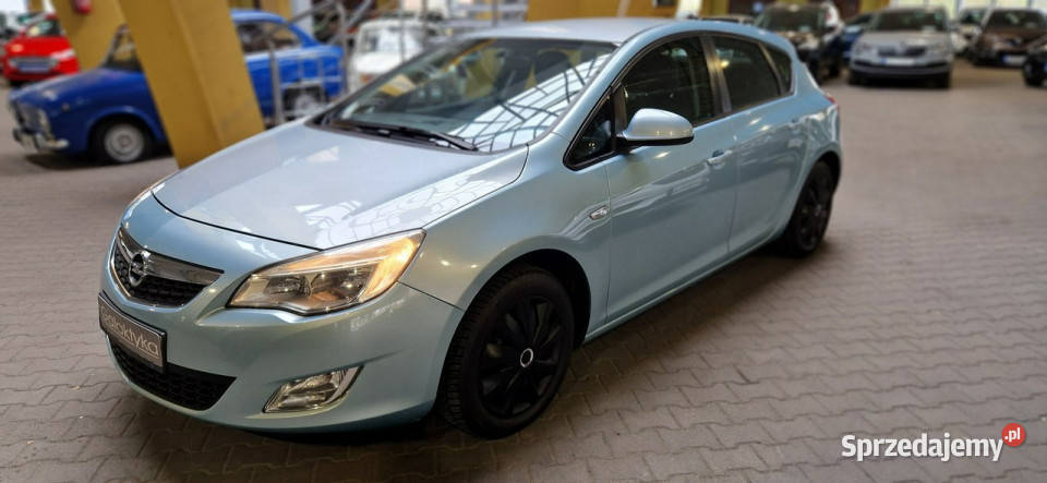Opel Astra OPIS MOŻLIWA ROCZNA GWARANCJA J serwisowany w ASO Mysłowice