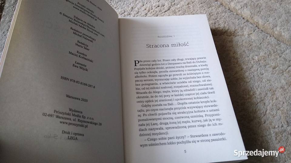 Perska kobiecość Laila Shukri powystawowa ISBN 9788381692878 Gdańsk