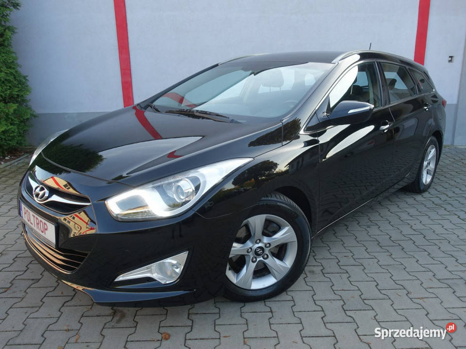 Hyundai i40 17D Navi Alu Klimatronik Ledy KamCof