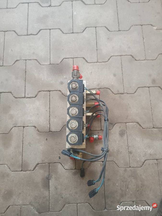 Zawór hydrauliczny cewka Doosan DX140W K1052 402 Staszów