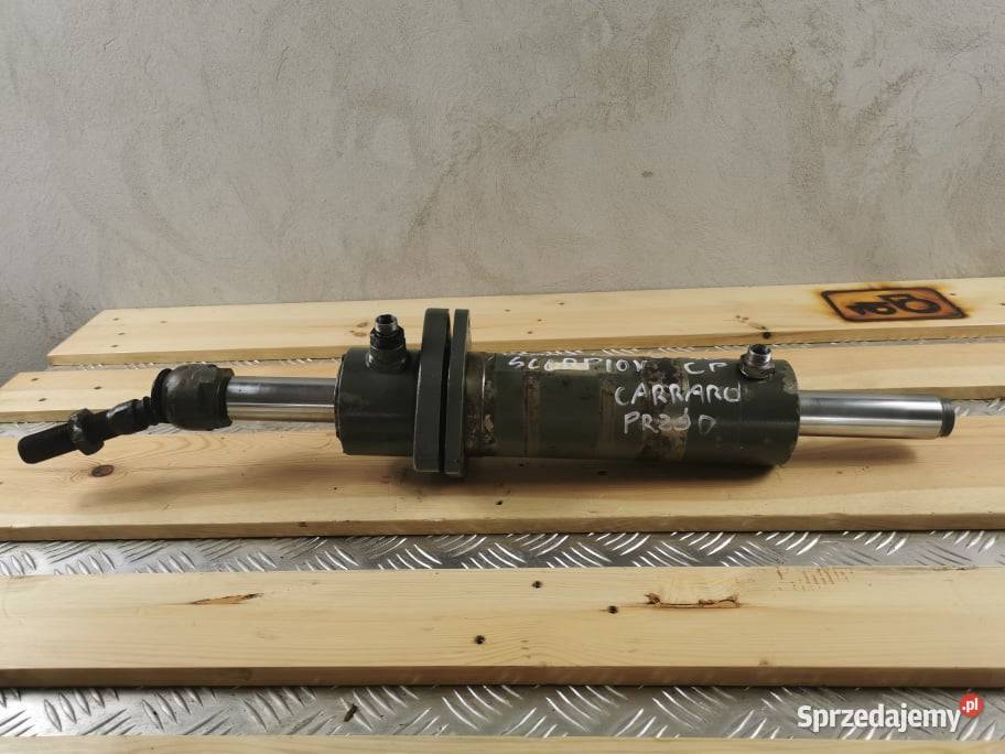 Siłownik skrętu Claas Scorpion 6030 CP Carraro Pozostałe Wilkowo sprzedam