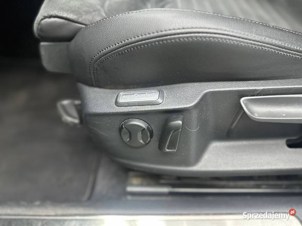 Volkswagen Passat B8 20 VW Highline TDI 150 DSG gniazdo AUX warmińsko-mazurskie Iława