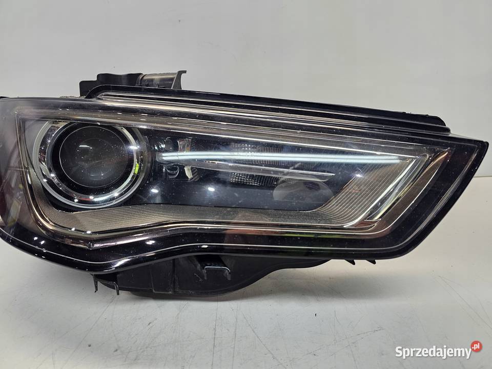 REFLEKTOR XENON LED PRAWY AUDI A3 8V 8V0941032A