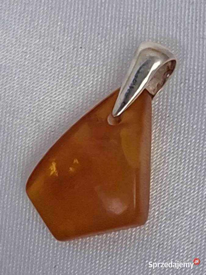 Srebrny wisior z bursztynem Amber Gdańsk