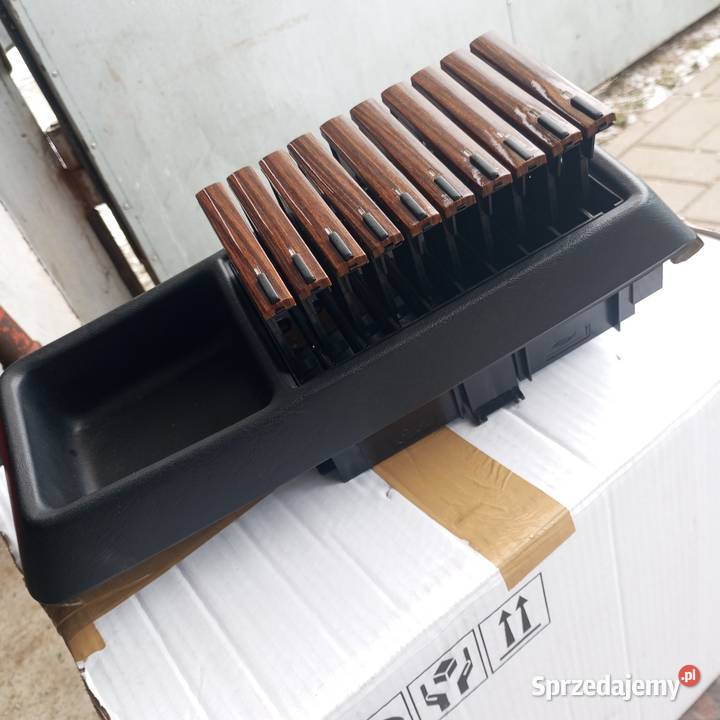 Box na kasety Mercedes W124 wysyłka dolnośląskie Złotoryja sprzedam