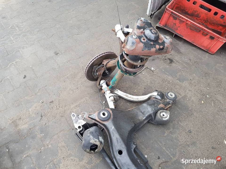 SANKI PRZEDNIE AUDI A4 B5 Lipno