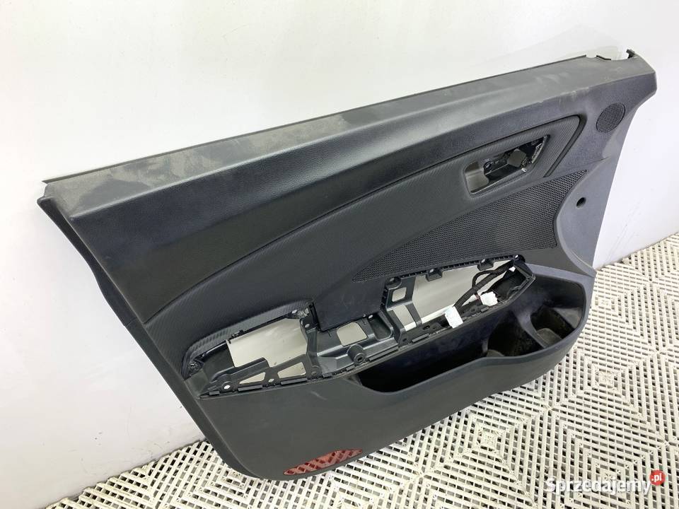 BOCZEK DRZWI LEWY PRZÓD SSANGYONG TIVOLI Tapicerki samochodowe