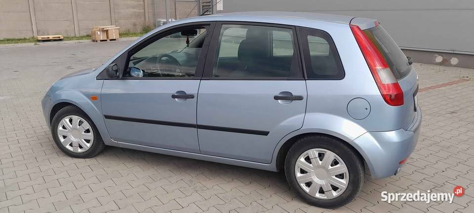 Ford Fiesta 13 Gaz Sekwencja 2005 nieuszkodzony Samochody osobowe Gostynin sprzedam