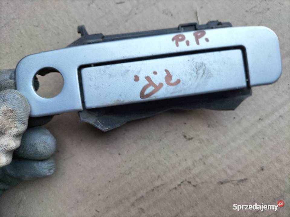 AUDI A4B5 A4 B5 KLAMKA ZEWNĘTRZNA PRAWA PRAWY osobowe sprzedam